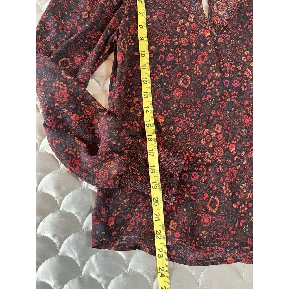 Allison Joy Evereve Tessa V Neck Puff Blouse Size XS Burgundy Autumn Moody - Picture 5 of 8